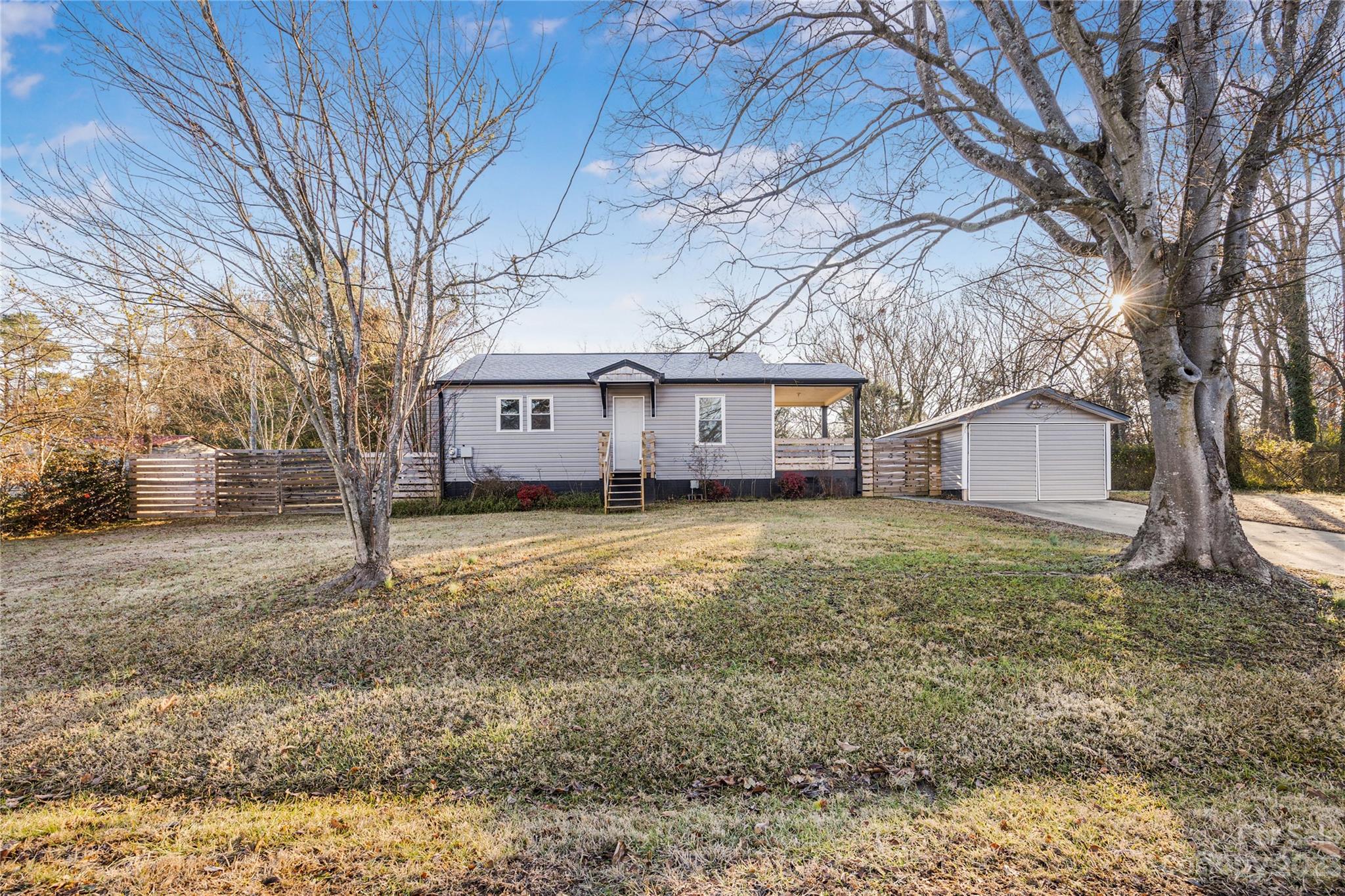 102 Howie Street Mount Holly NC 28120