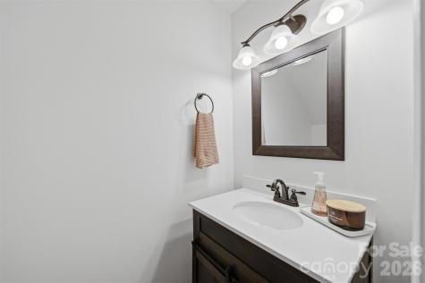2675 White Oak Ct Extension Claremont NC 28610