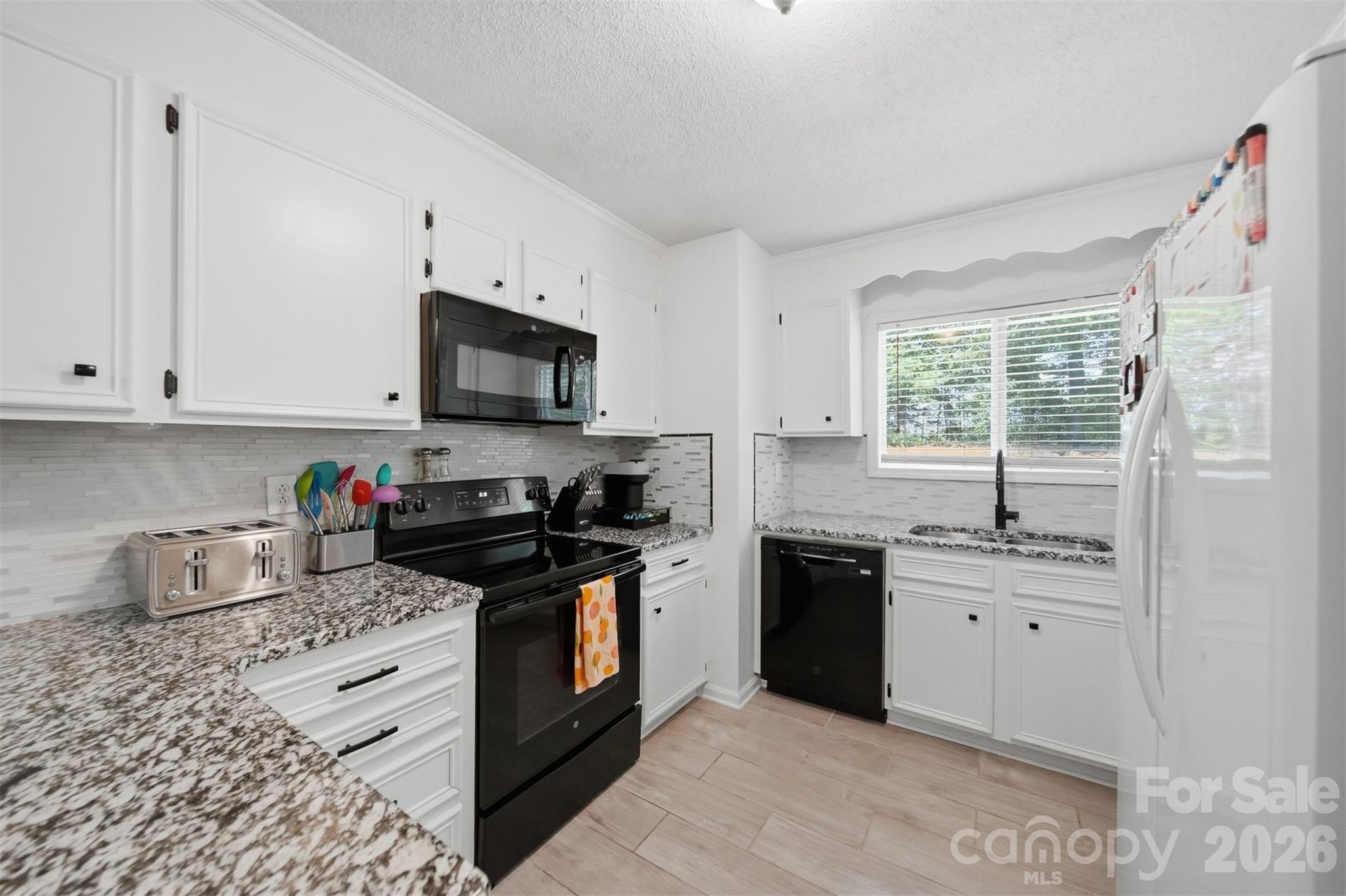 2675 White Oak Ct Extension Claremont NC 28610