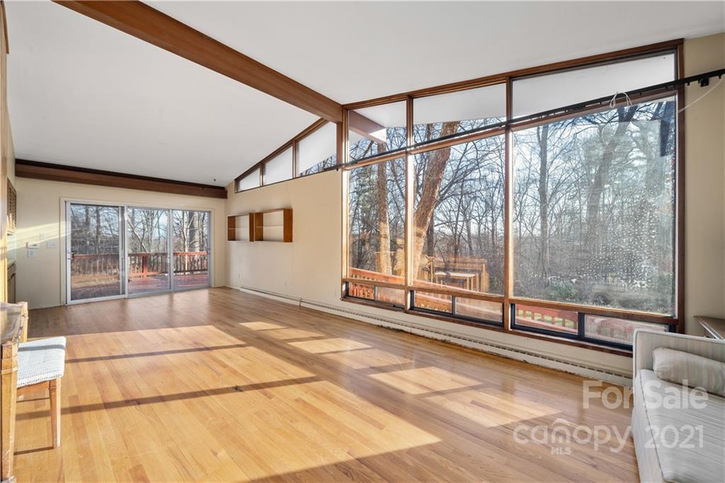 68 W Oakview Road Asheville NC 28806