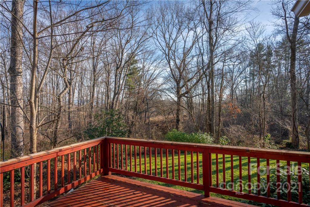 68 W Oakview Road Asheville NC 28806