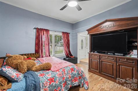 418 S Yadkin Avenue Spencer NC 28159