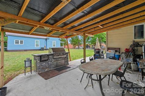 418 S Yadkin Avenue Spencer NC 28159