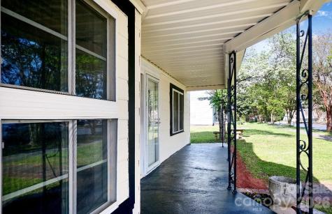 418 S Yadkin Avenue Spencer NC 28159