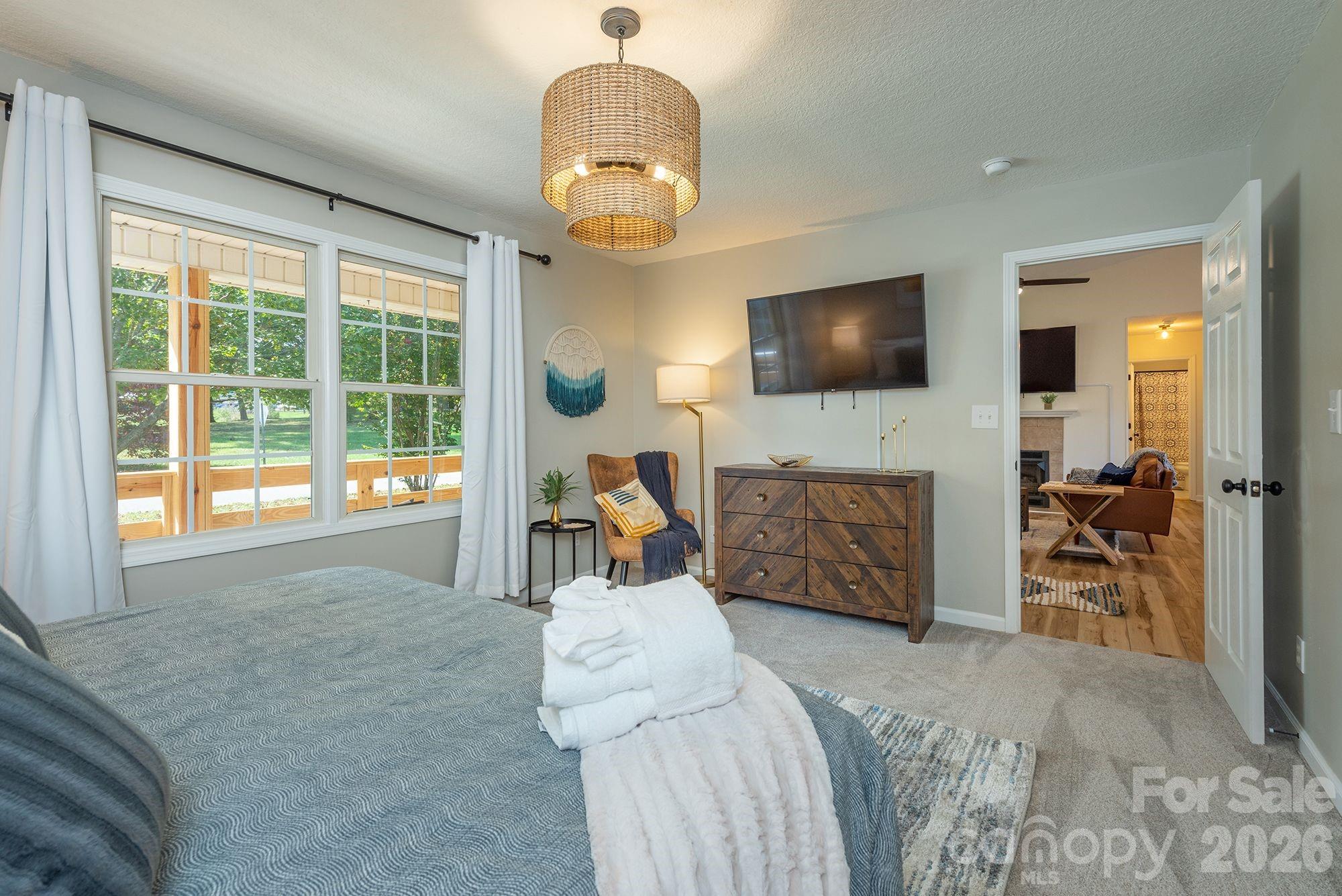 18 Garrison Road Weaverville NC 28787