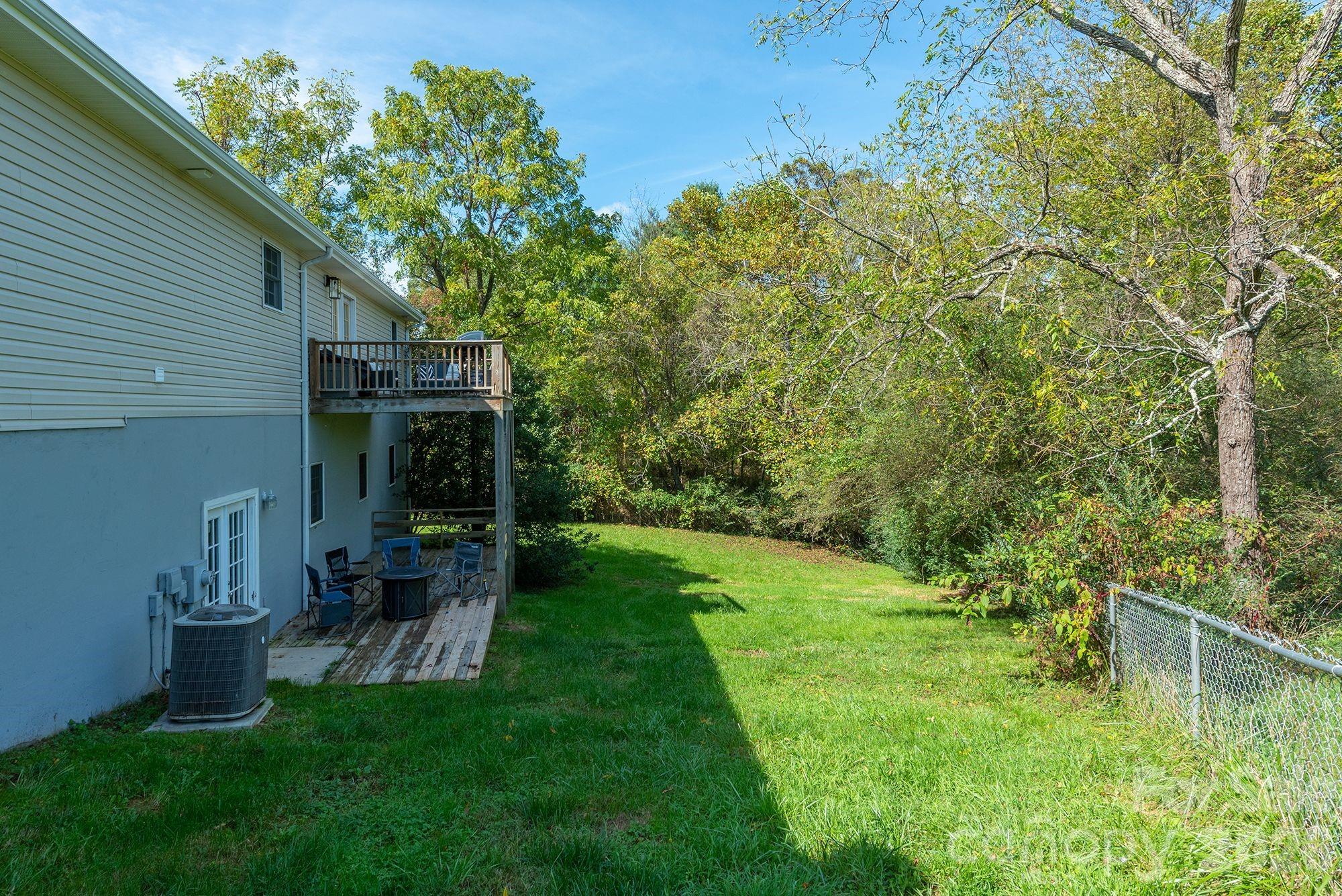 18 Garrison Road Weaverville NC 28787