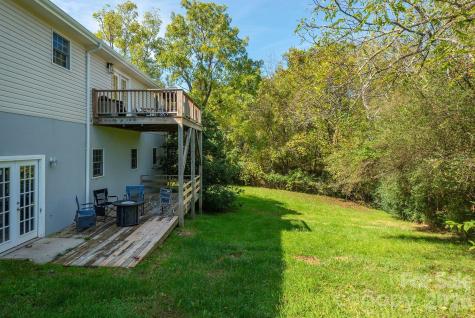 18 Garrison Road Weaverville NC 28787