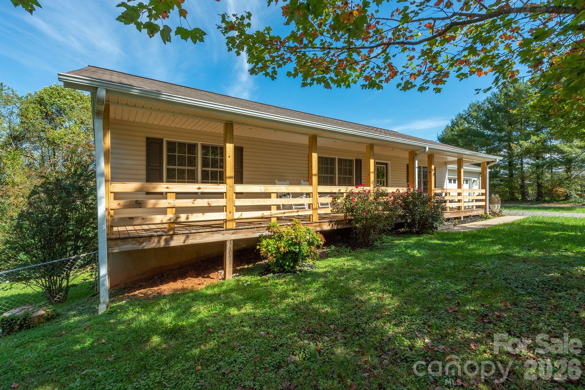 18 Garrison Road Weaverville NC 28787