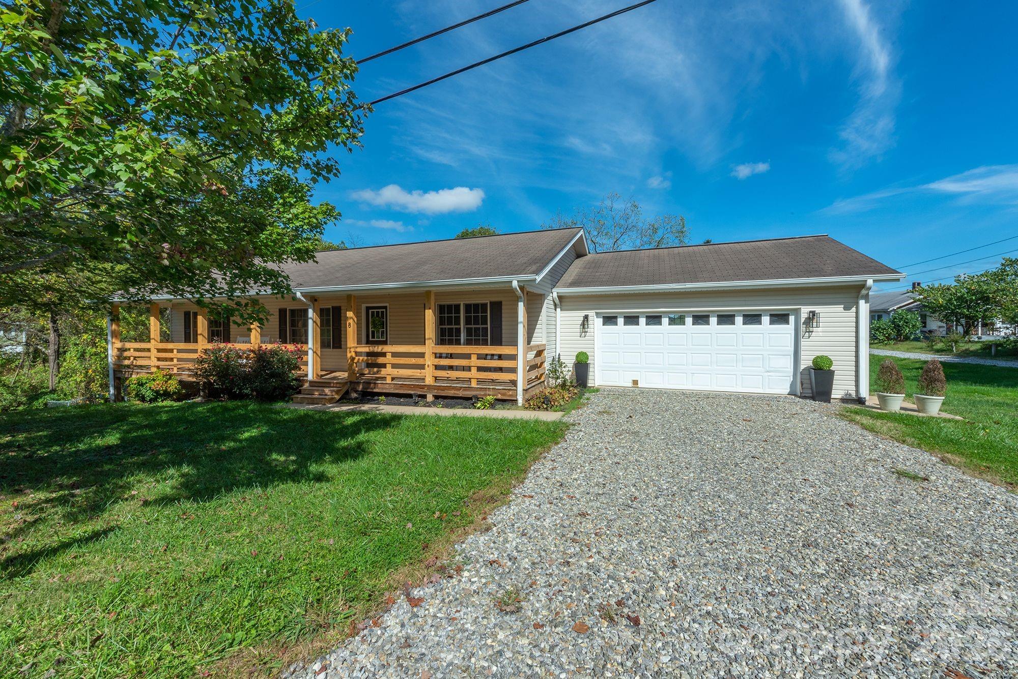 18 Garrison Road Weaverville NC 28787