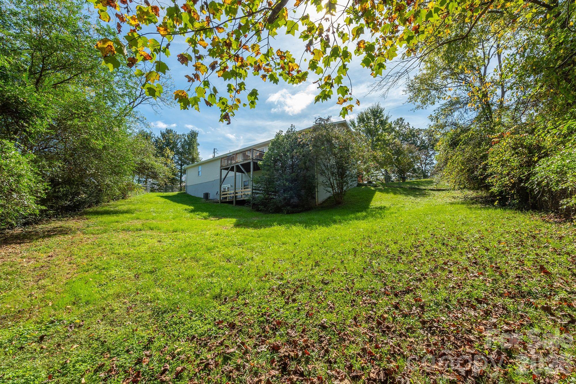 18 Garrison Road Weaverville NC 28787