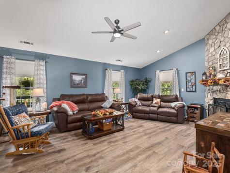 61 Blue Ridge Acres Road Asheville NC 28806