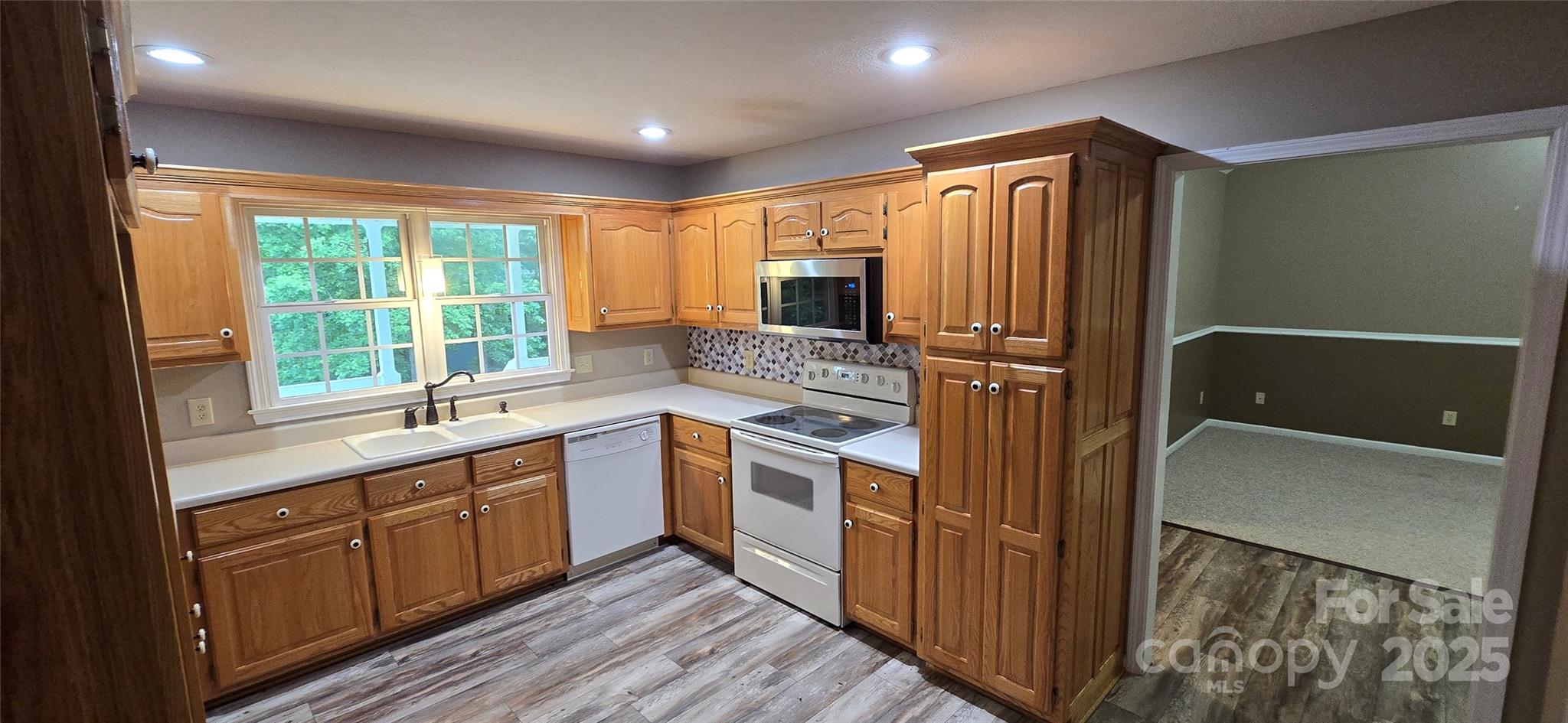 221 Flat Branch Trail Mill Spring NC 28756