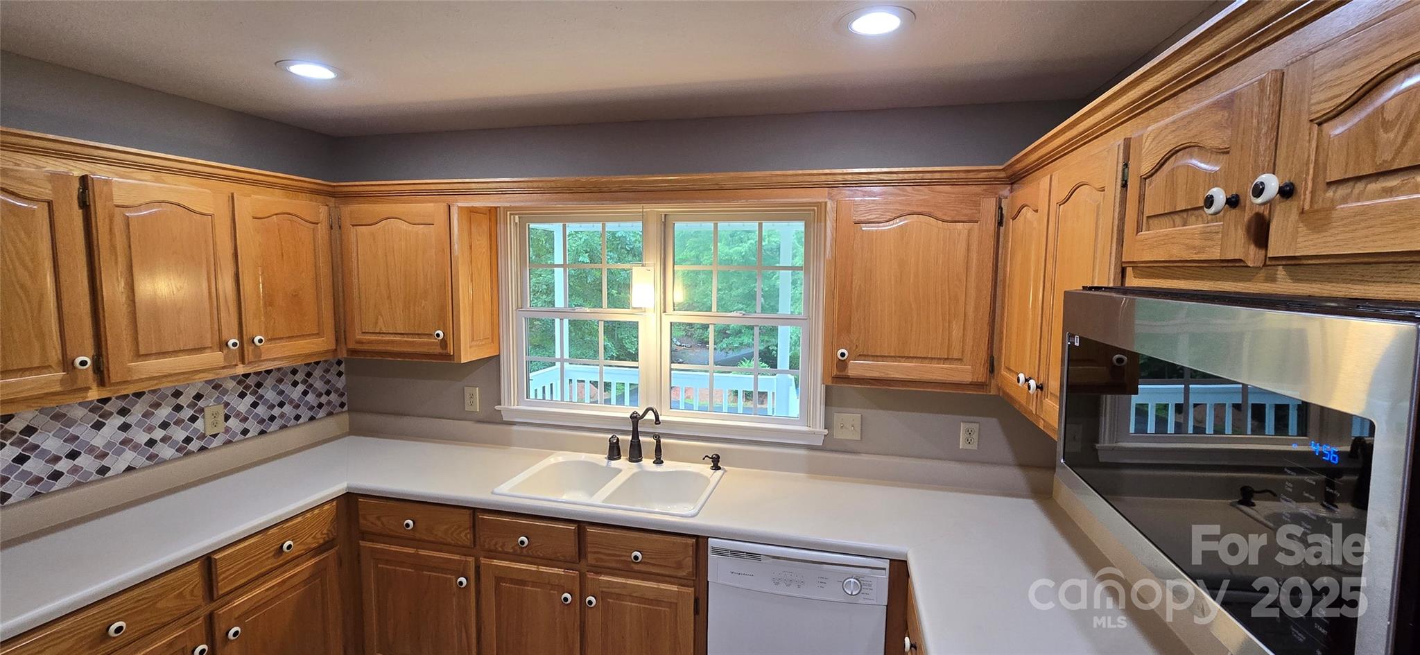 221 Flat Branch Trail Mill Spring NC 28756