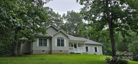221 Flat Branch Trail Mill Spring NC 28756