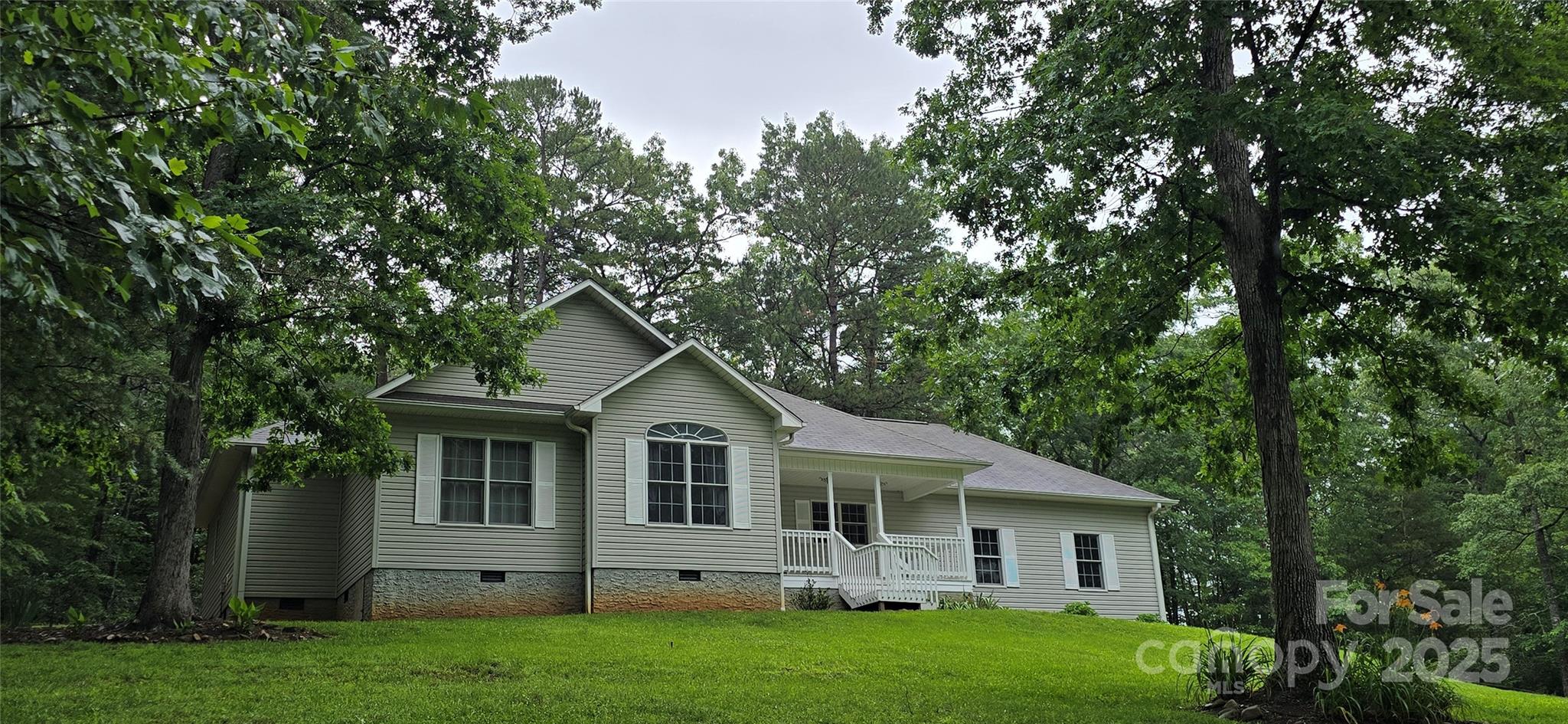 221 Flat Branch Trail Mill Spring NC 28756