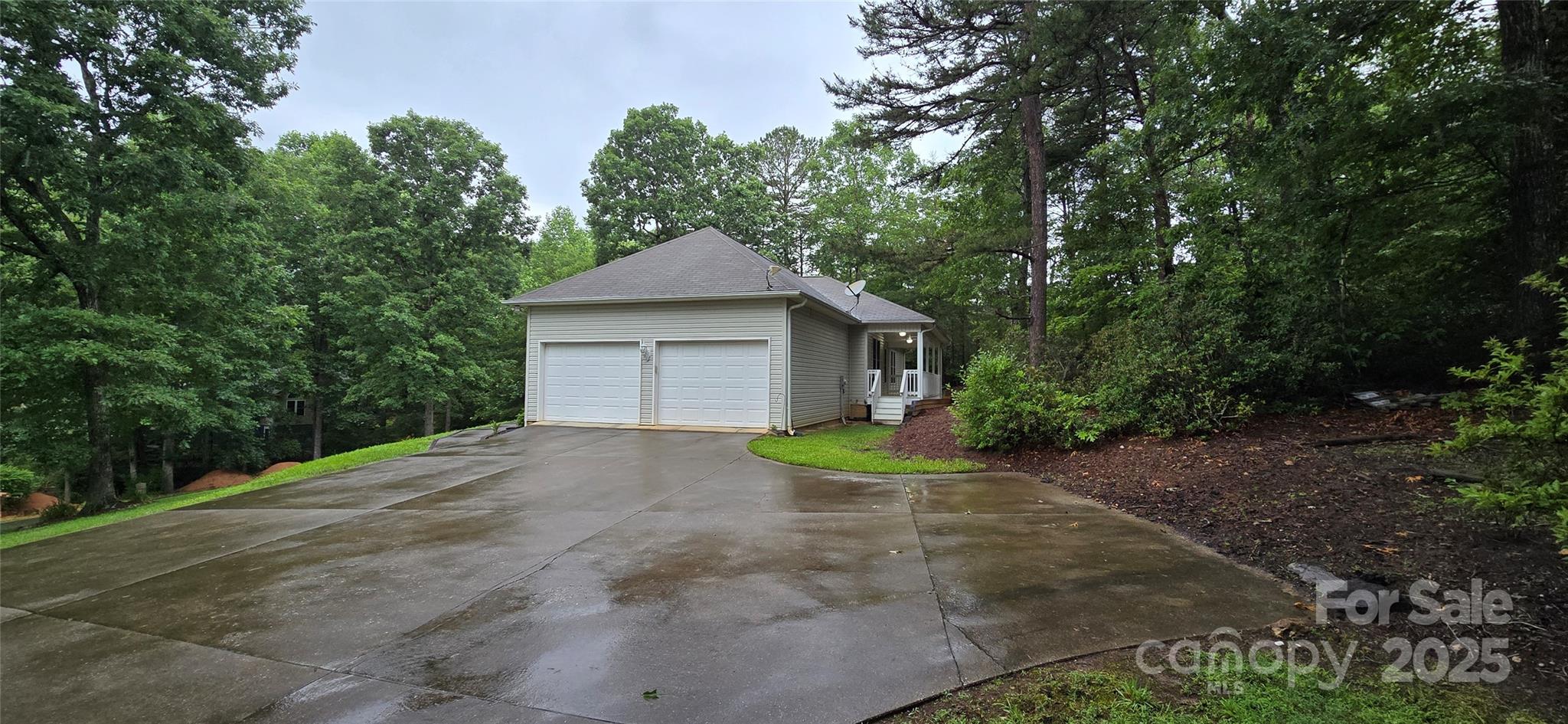 221 Flat Branch Trail Mill Spring NC 28756