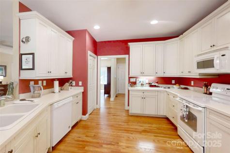 1061 NW 14th Avenue Drive NW Hickory NC 28601