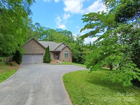 1061 NW 14th Avenue Drive NW Hickory NC 28601