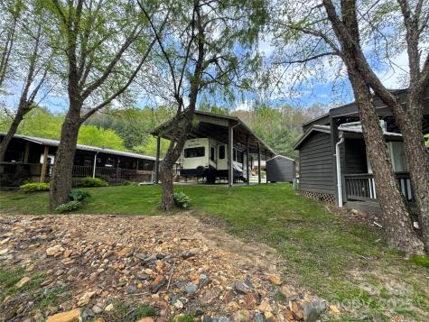 195 Finch Way West Jefferson NC 28694