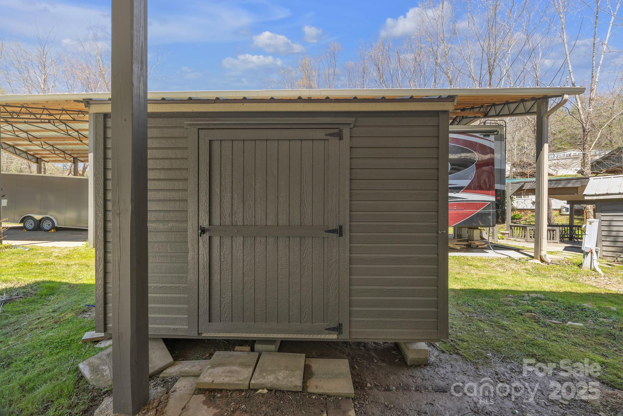 195 Finch Way West Jefferson NC 28694