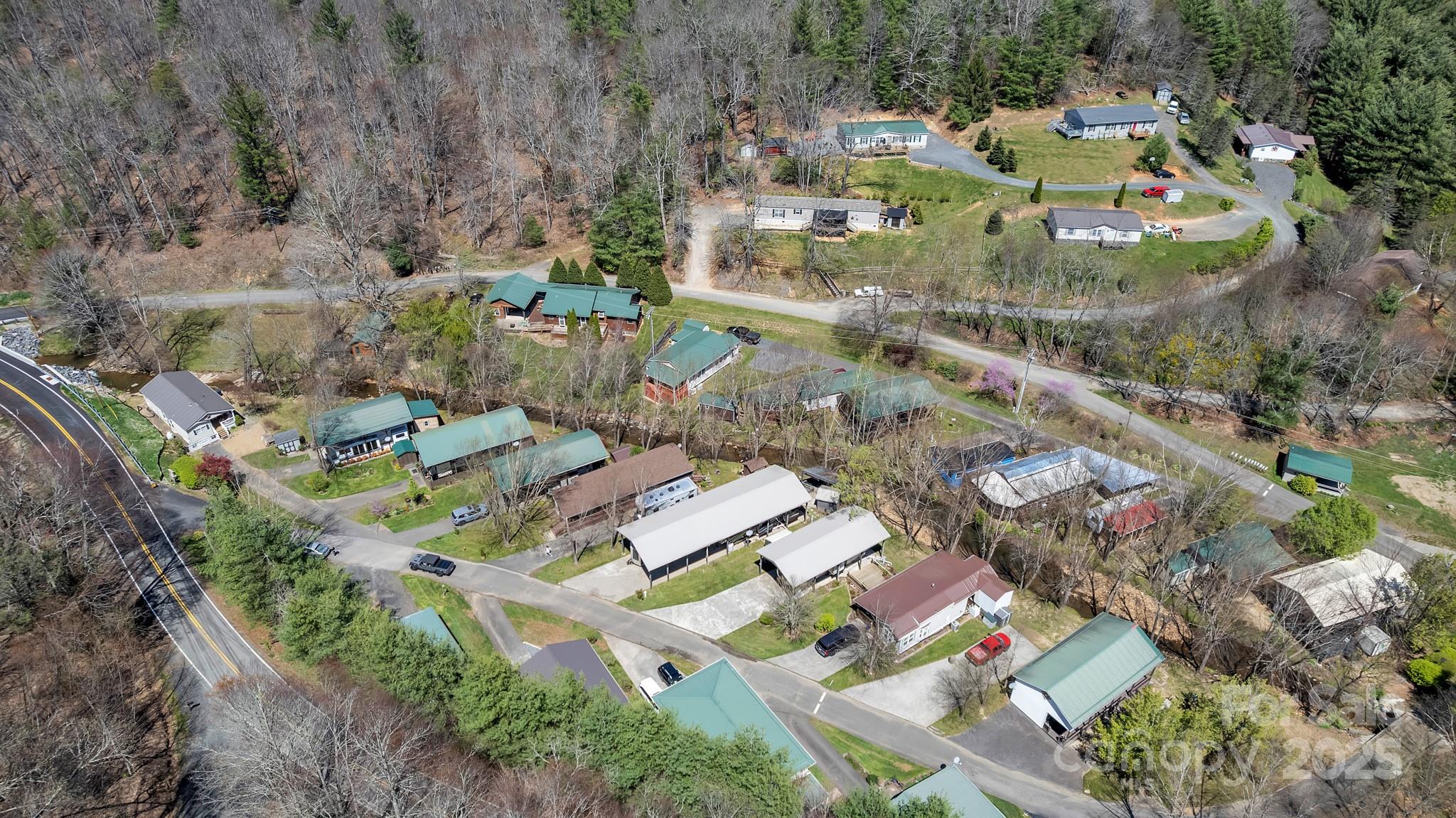 195 Finch Way West Jefferson NC 28694