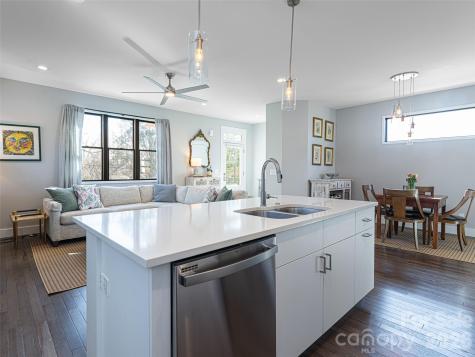 89 Vance Crescent Extension Asheville NC 28806