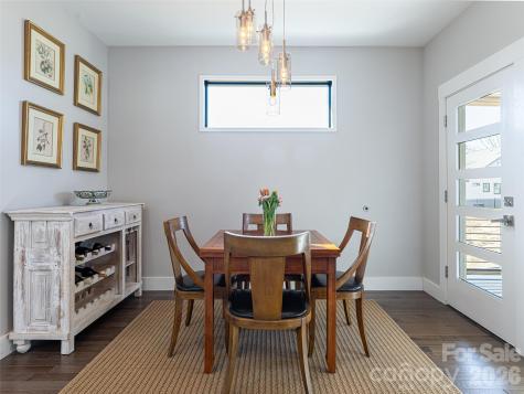 89 Vance Crescent Extension Asheville NC 28806