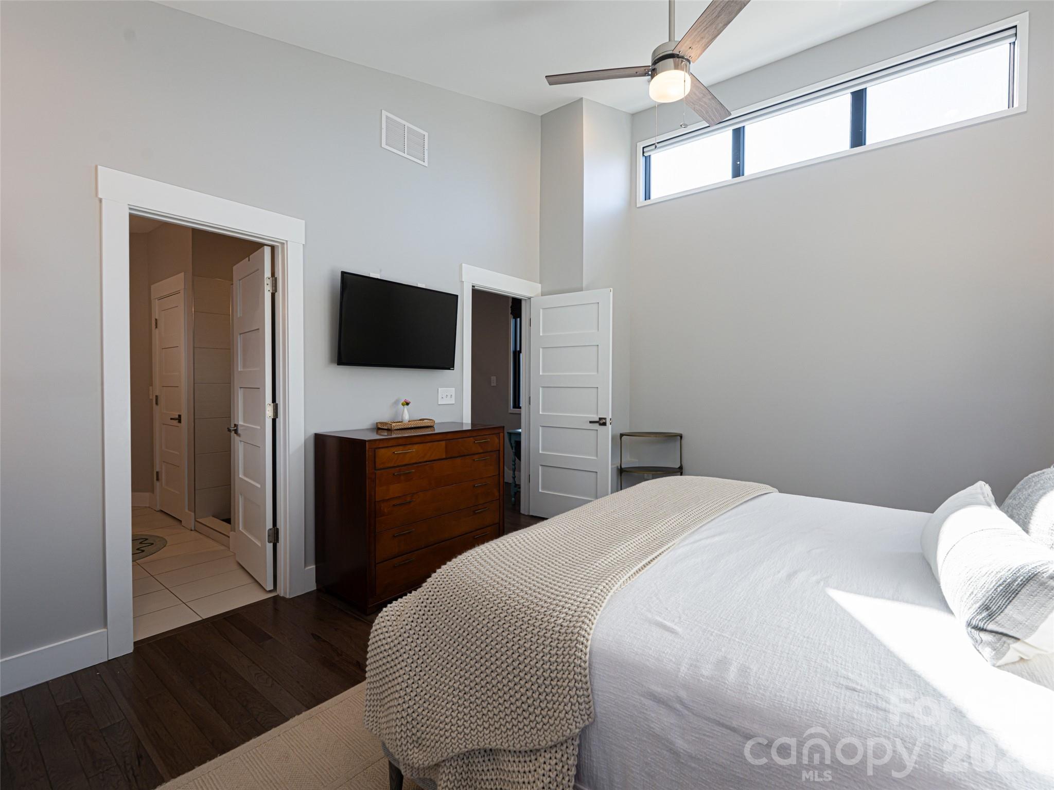 89 Vance Crescent Extension Asheville NC 28806