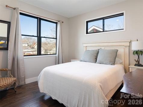 89 Vance Crescent Extension Asheville NC 28806