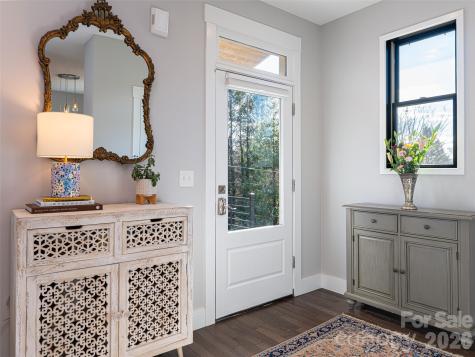 89 Vance Crescent Extension Asheville NC 28806