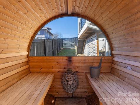 89 Vance Crescent Extension Asheville NC 28806