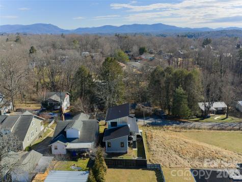 89 Vance Crescent Extension Asheville NC 28806