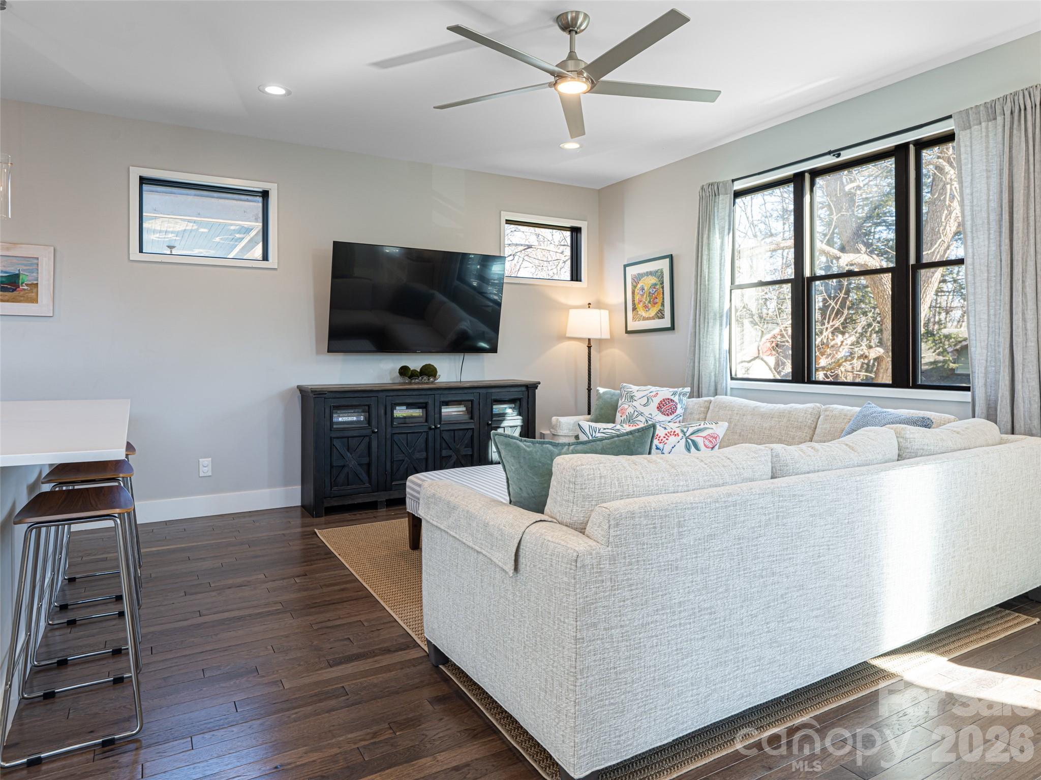 89 Vance Crescent Extension Asheville NC 28806