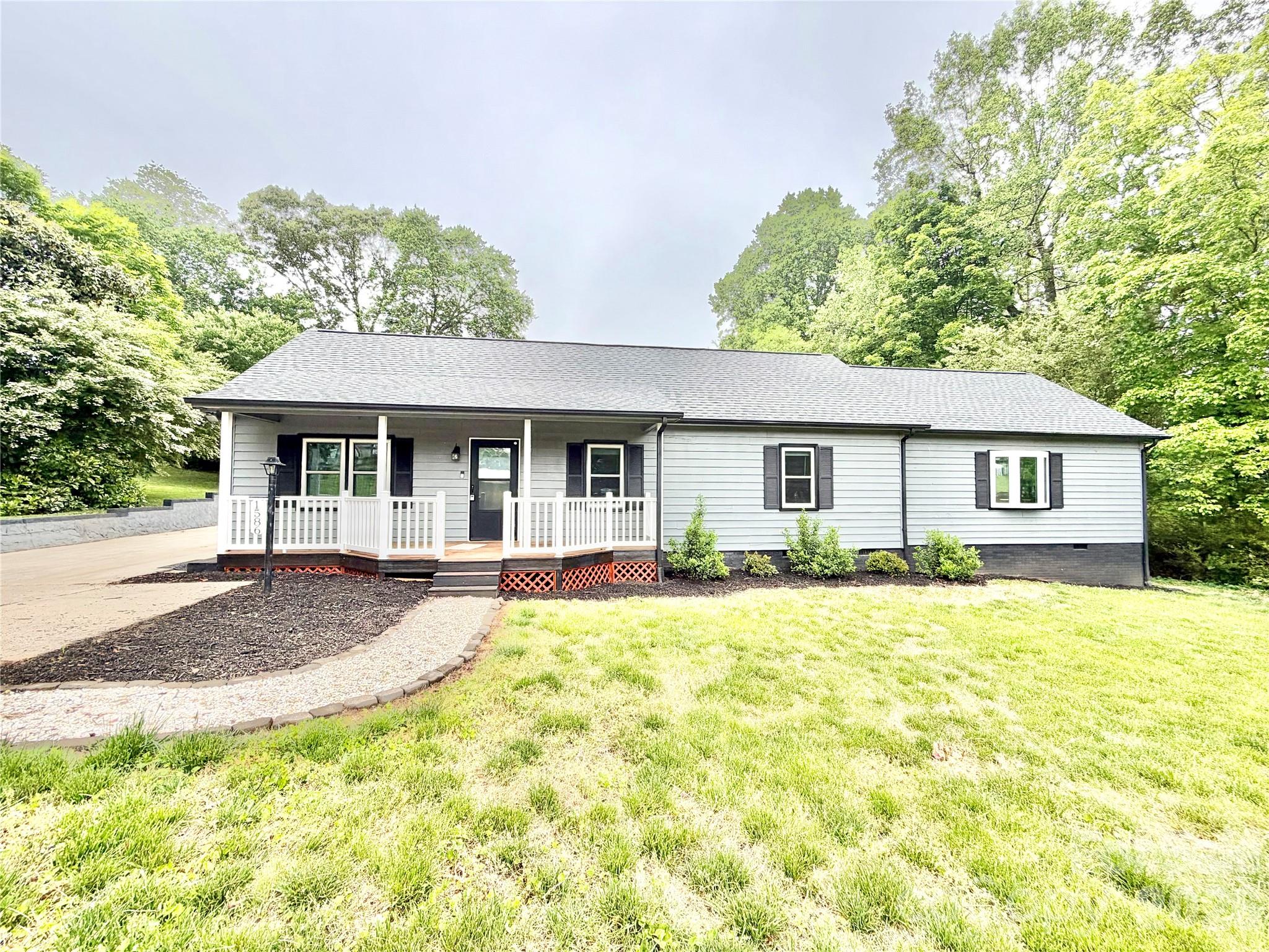 1586 Kenlane Drive Hickory NC 28601