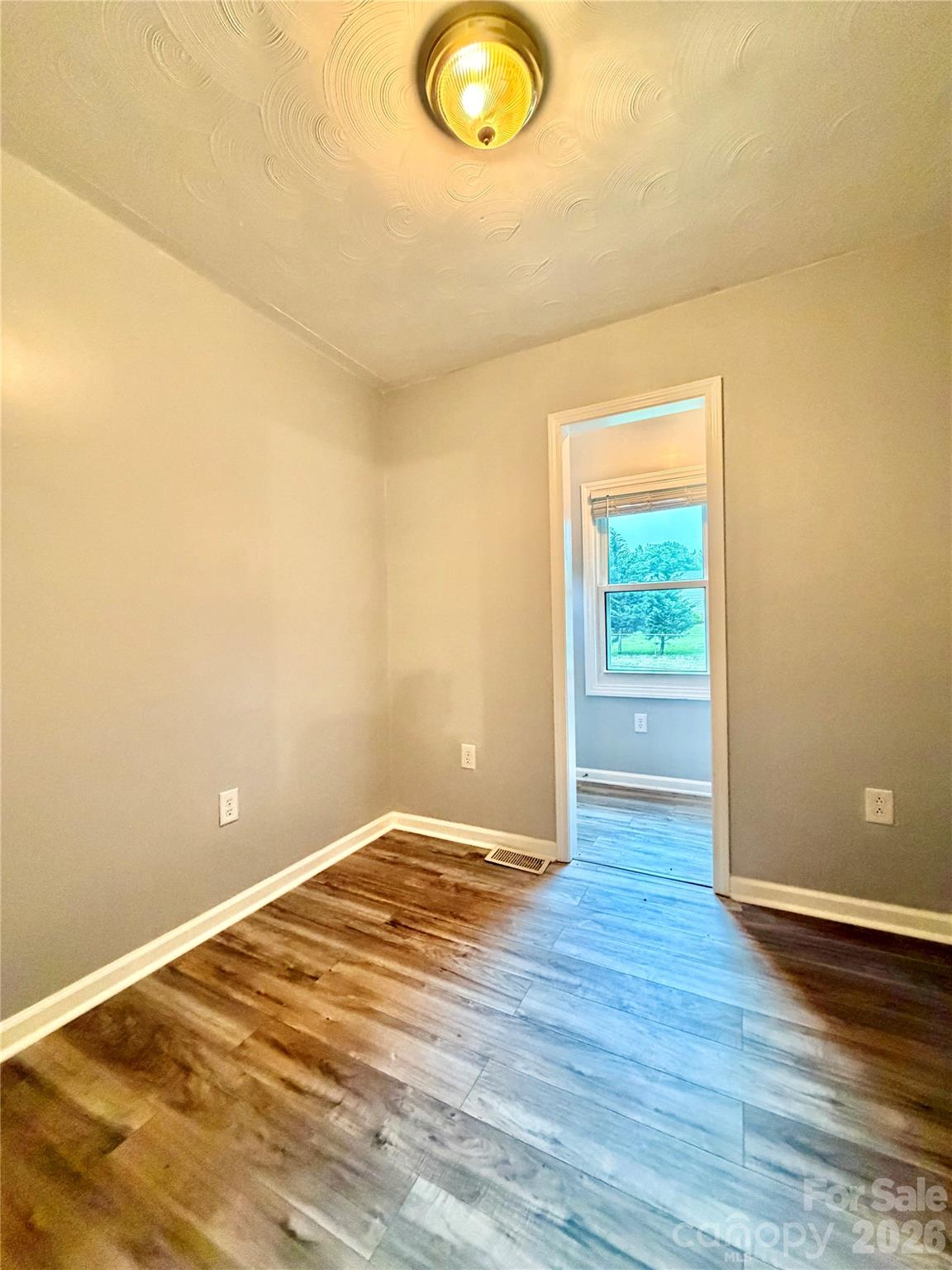 1586 Kenlane Drive Hickory NC 28601
