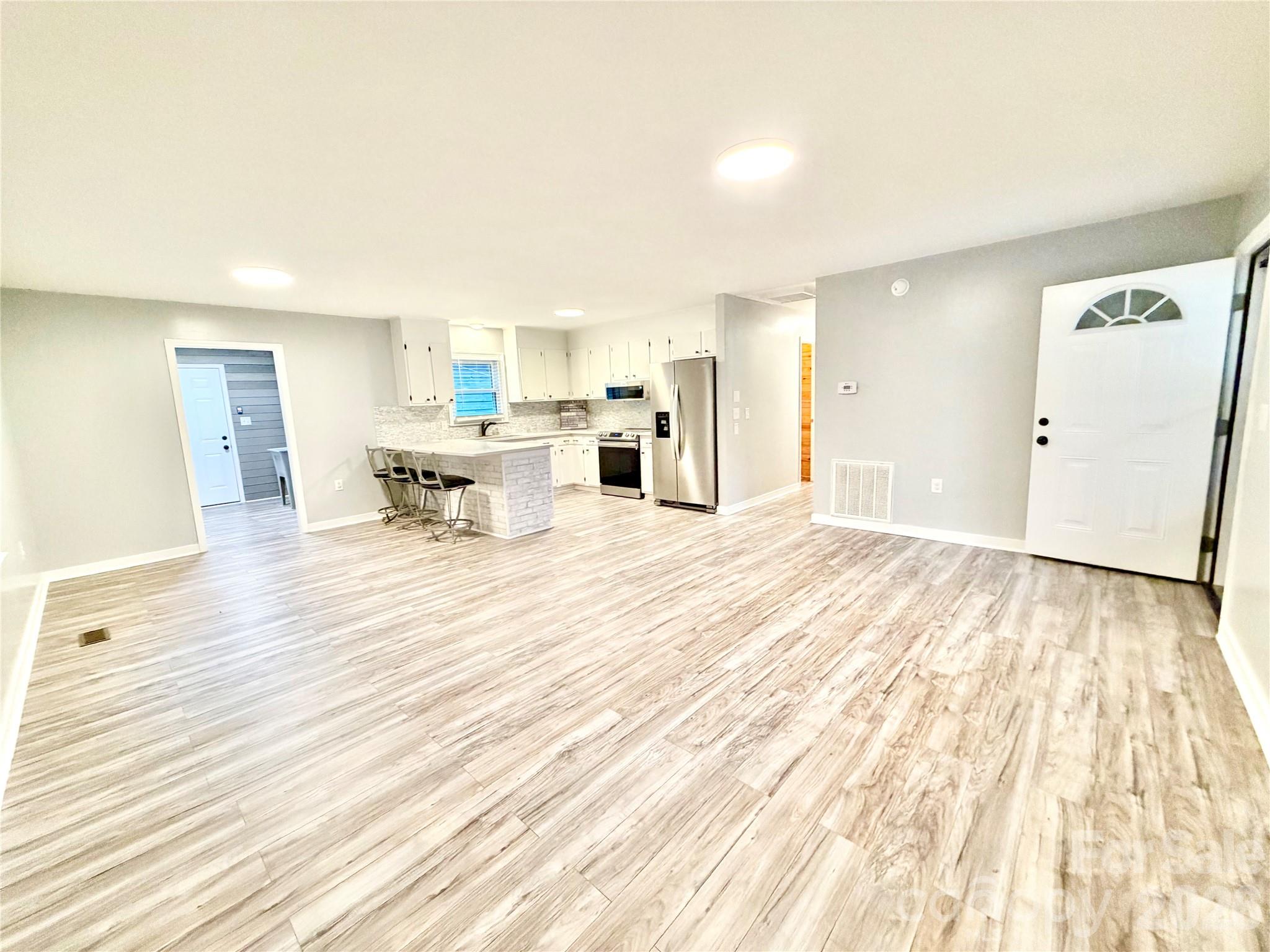 1586 Kenlane Drive Hickory NC 28601