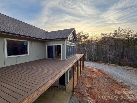 864 Matho Trace Lake Lure NC 28746