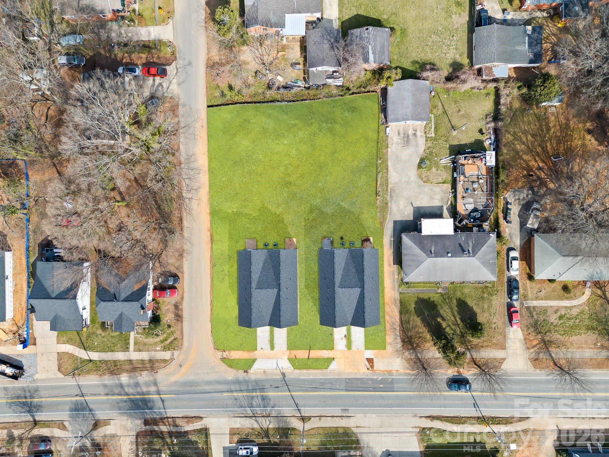 341 N Hoskins Road Charlotte NC 28216