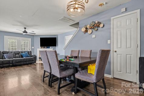 1409 Majestic Meadow Drive Charlotte NC 28216
