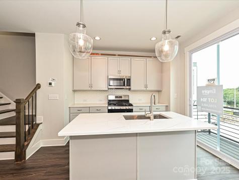 1312 Walter Taylor Way Charlotte NC 28206