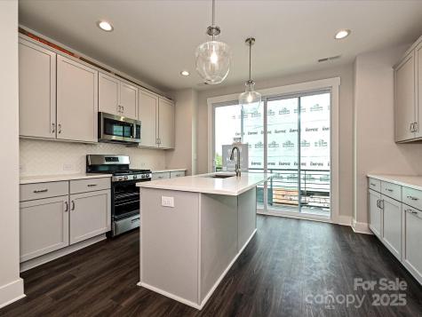 1312 Walter Taylor Way Charlotte NC 28206