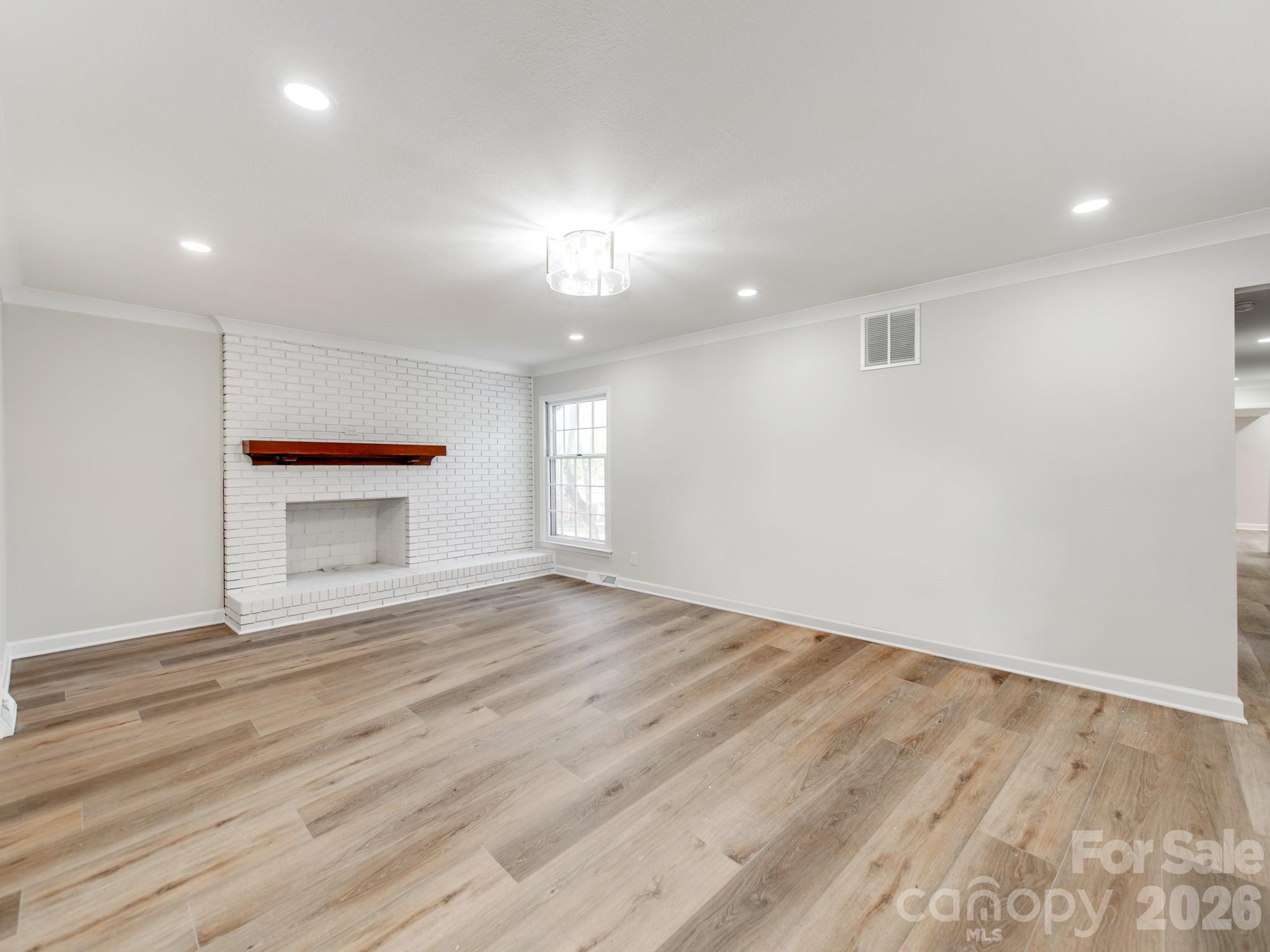 1632 Burtonwood Circle Charlotte NC 28212