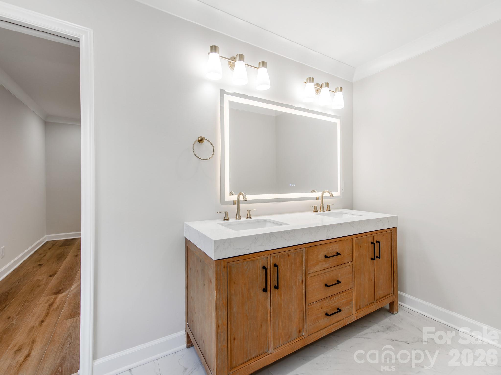 1632 Burtonwood Circle Charlotte NC 28212