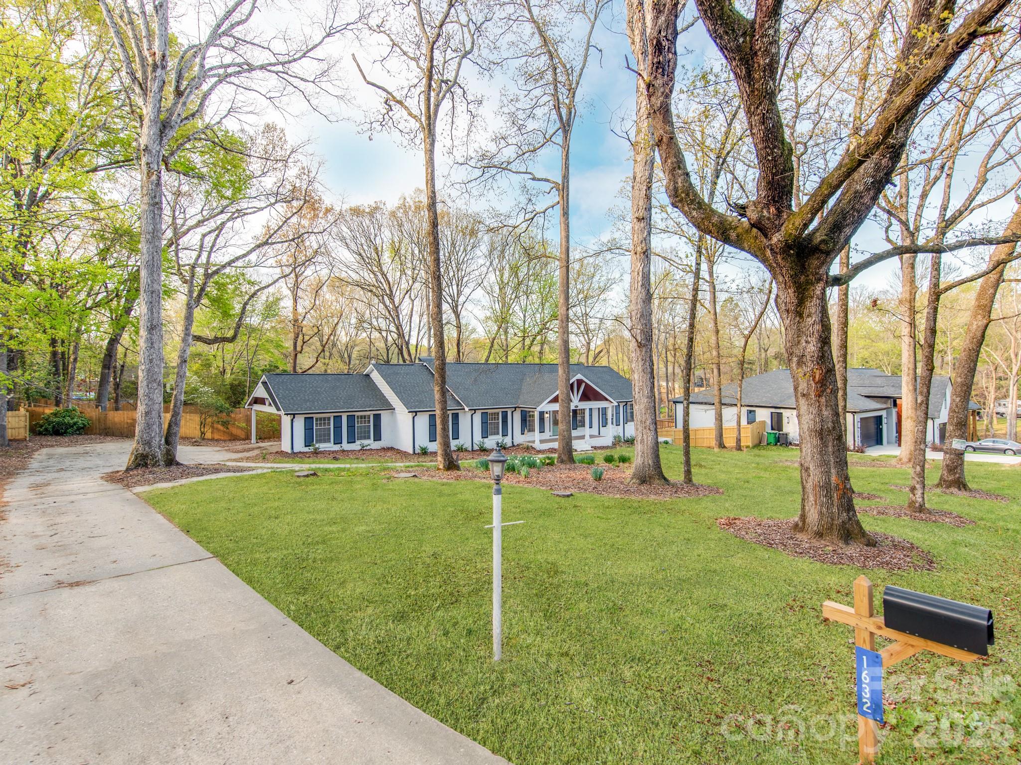 1632 Burtonwood Circle Charlotte NC 28212