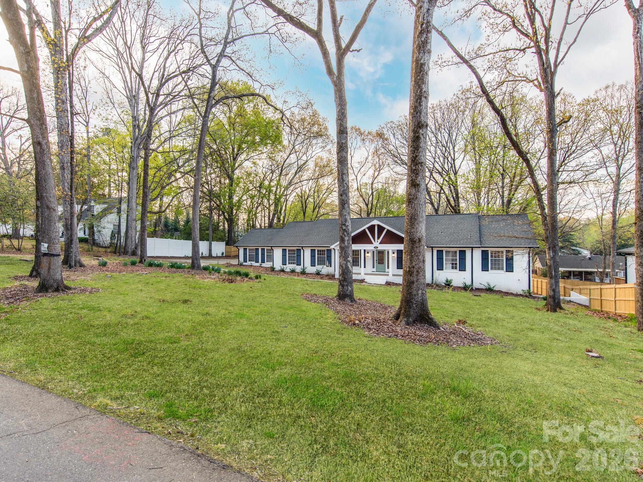 1632 Burtonwood Circle Charlotte NC 28212