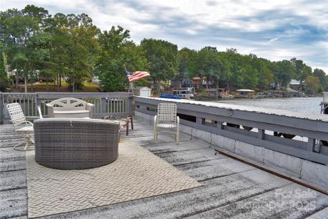 117 Sunrise Point Badin Lake NC 28127