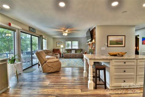 117 Sunrise Point Badin Lake NC 28127