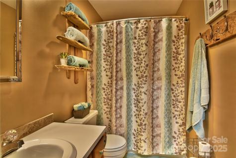 117 Sunrise Point Badin Lake NC 28127