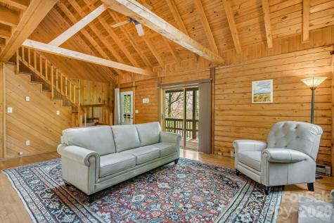 17 Greer Way Mars Hill NC 28754