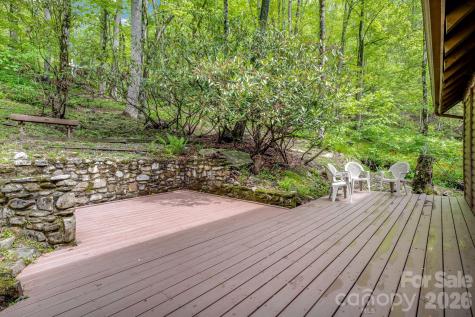 17 Greer Way Mars Hill NC 28754
